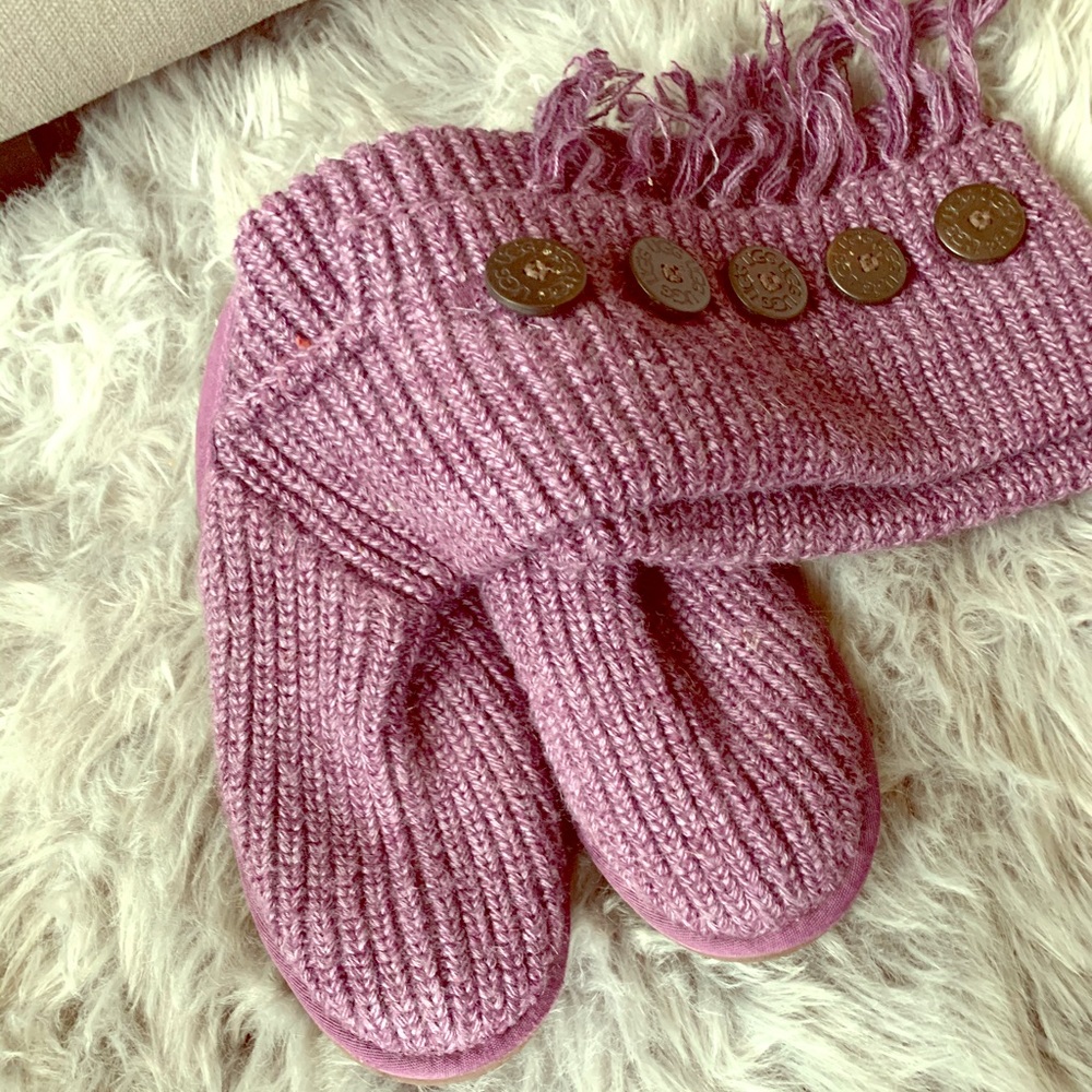 Classic Cardy Purple Uggs Size 7